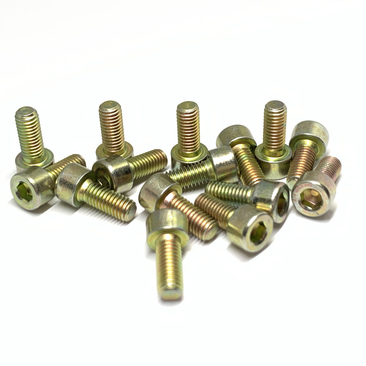 顆顆螺釘連著航天事業(yè)，小小按鈕維系民族尊嚴(yán)